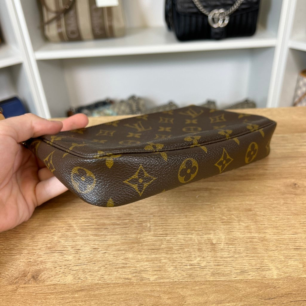 Louis Vuitton Monogram Pochette Accessories