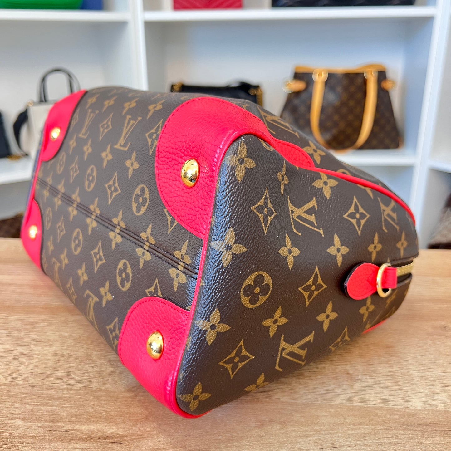 Louis Vuitton Monogram Retiro NM Poppy