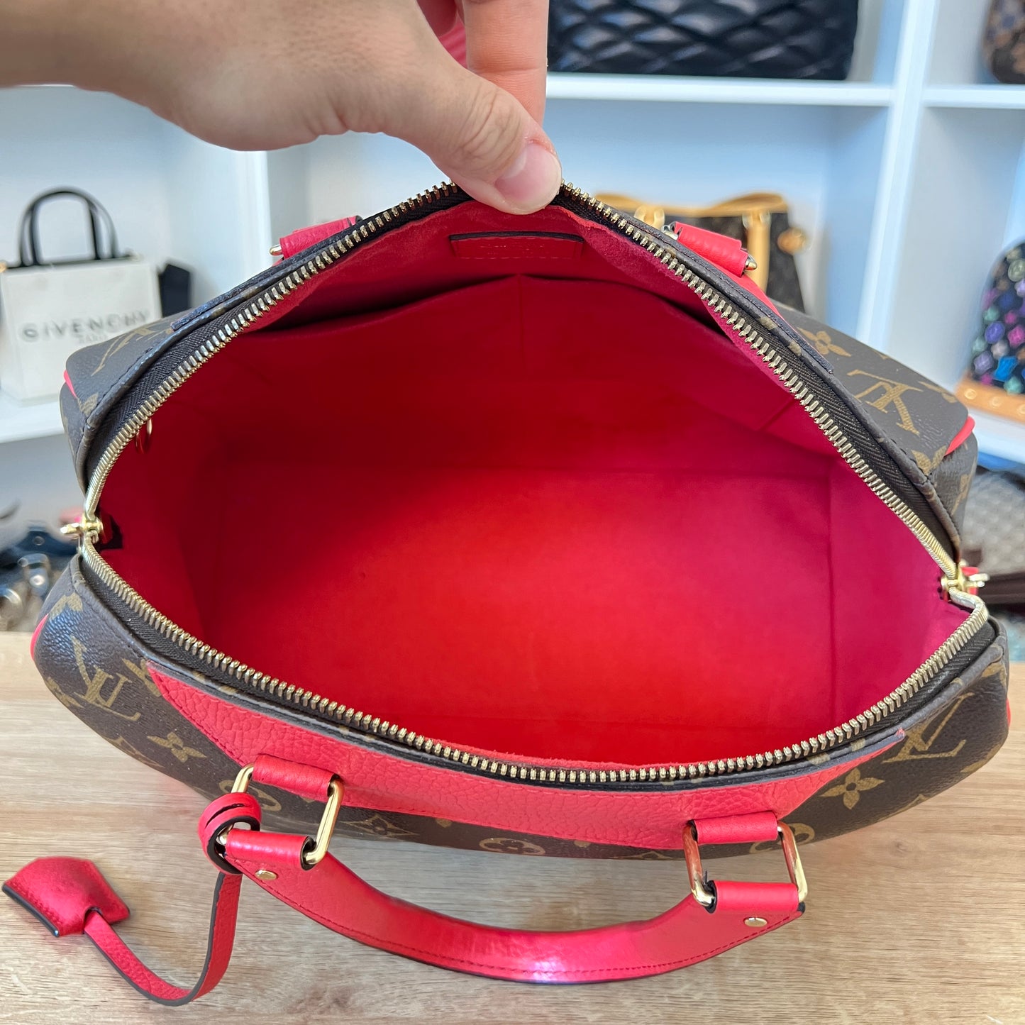 Louis Vuitton Monogram Retiro NM Poppy