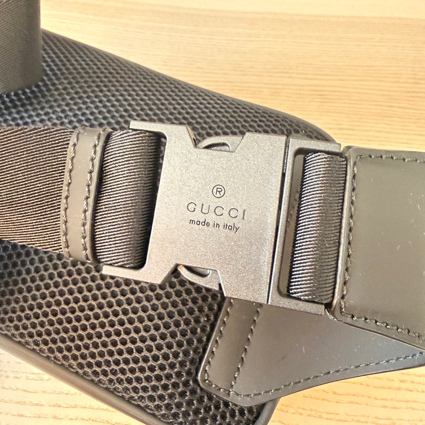 Gucci Rubber Effect Leather Belt Bag Small Black 80