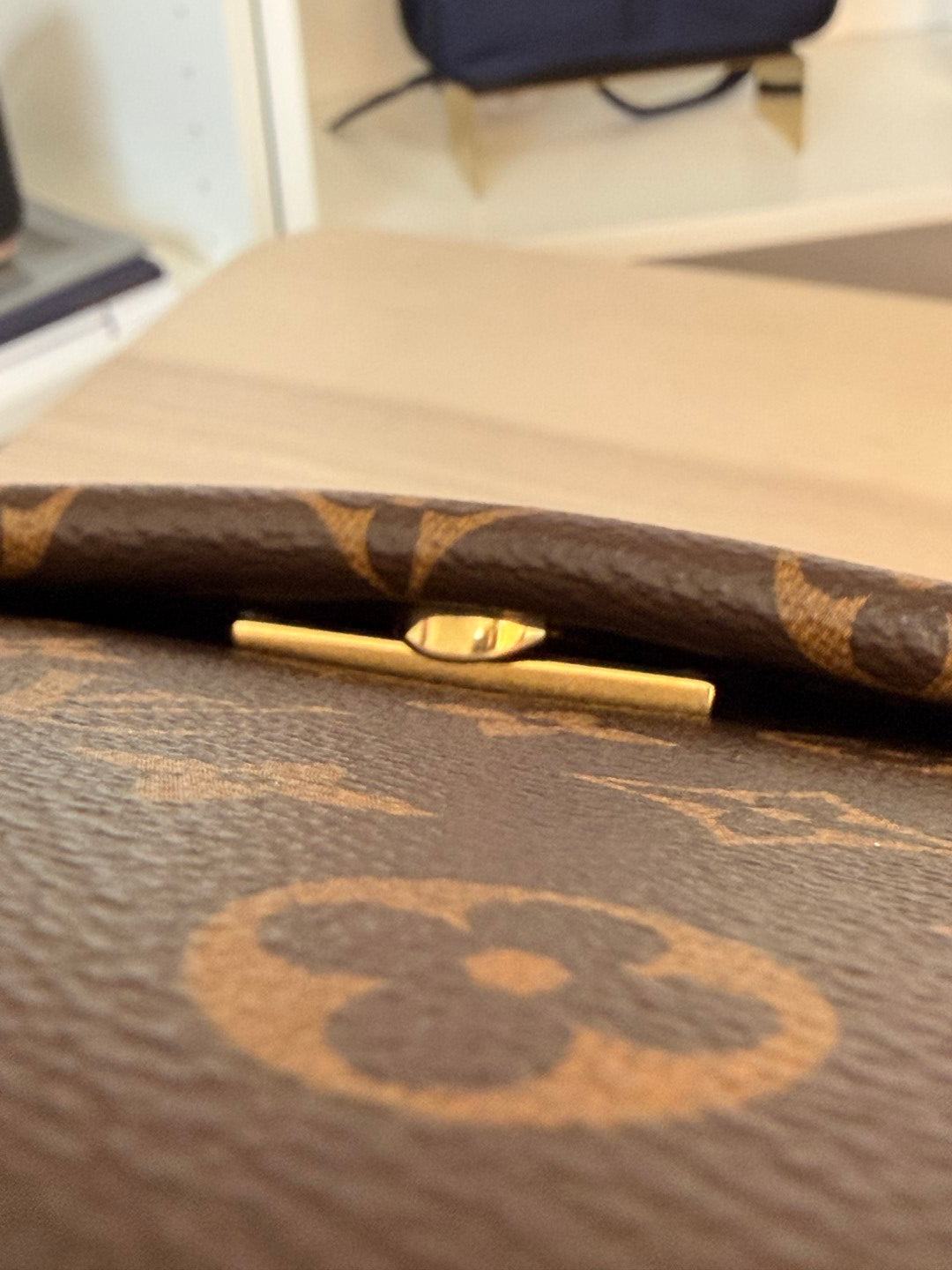 Louis Vuitton Monogram Cluny BB Vieux Rose