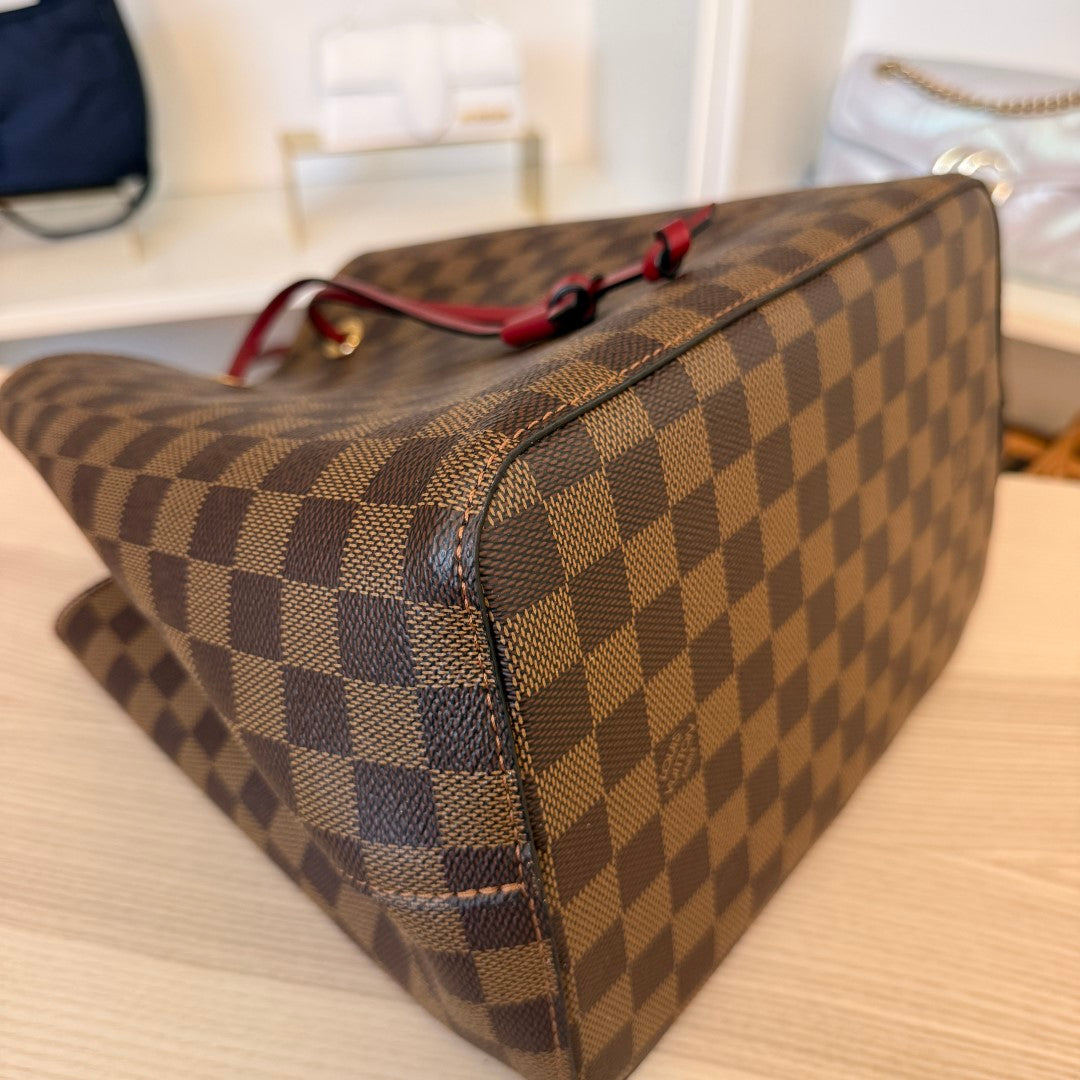 Louis Vuitton Damier Ebene Neonoe MM Cherry Berry