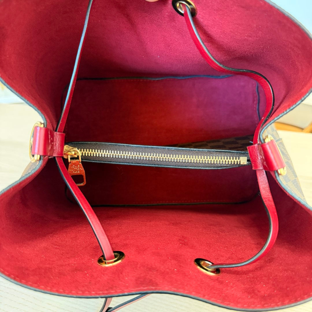 Louis Vuitton Damier Ebene Neonoe MM Cherry Berry