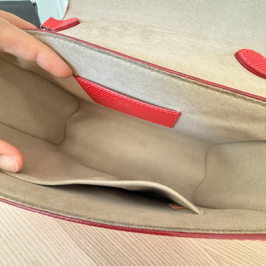 Louis Vuitton Epi Twist MM Red