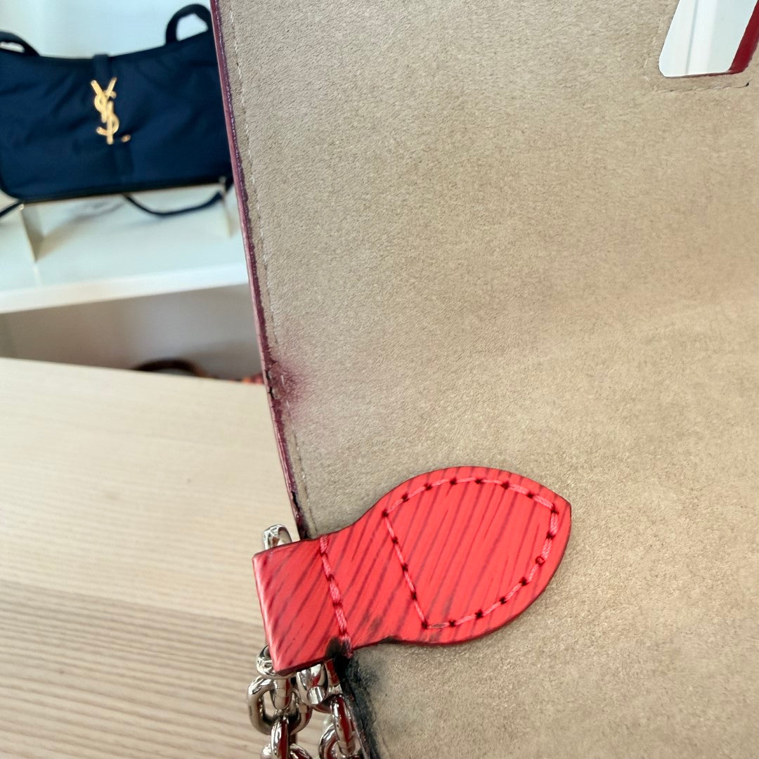 Louis Vuitton Epi Twist MM Red
