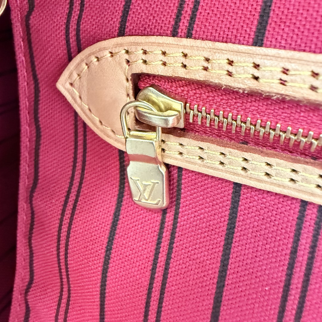 Louis Vuitton Monogram Neverfull MM Pivoine