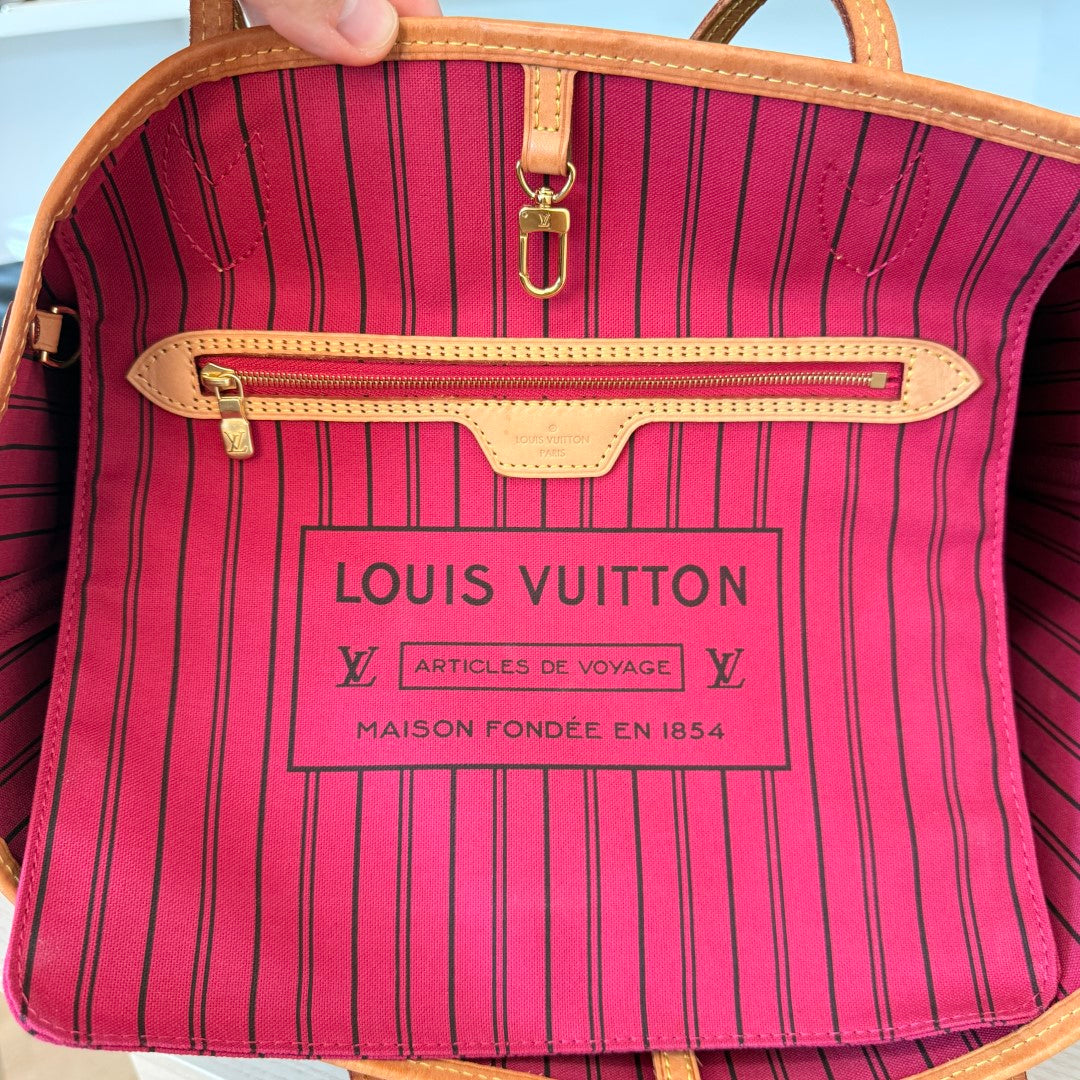Louis Vuitton Monogram Neverfull MM Pivoine