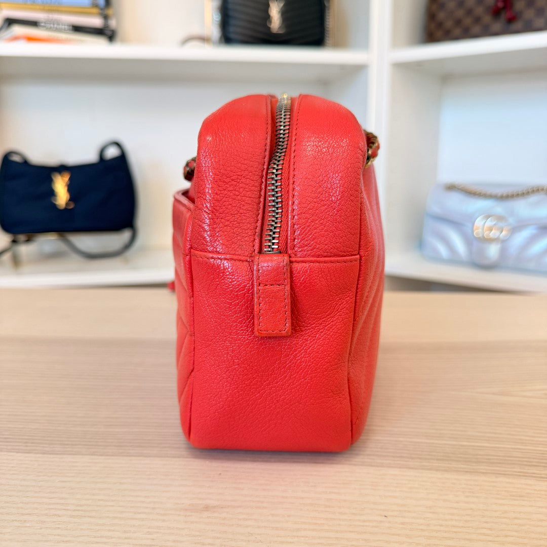Chanel Red Quilted Lambskin Diagonal Camera Bag Medium