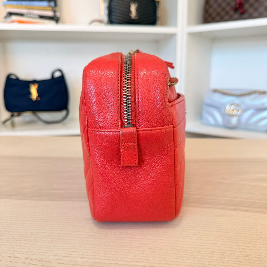 Chanel Red Quilted Lambskin Diagonal Camera Bag Medium