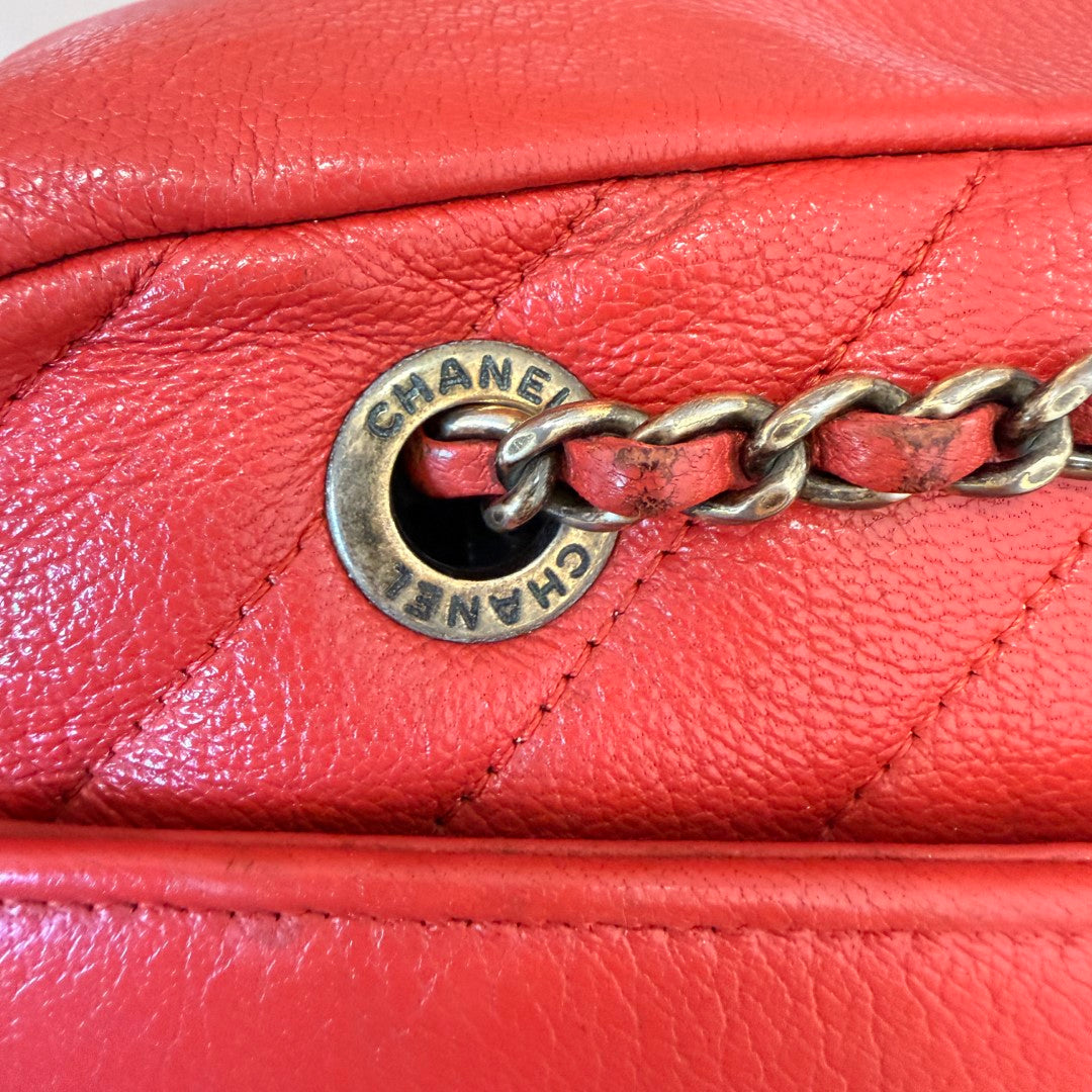 Chanel Red Quilted Lambskin Diagonal Camera Bag Medium