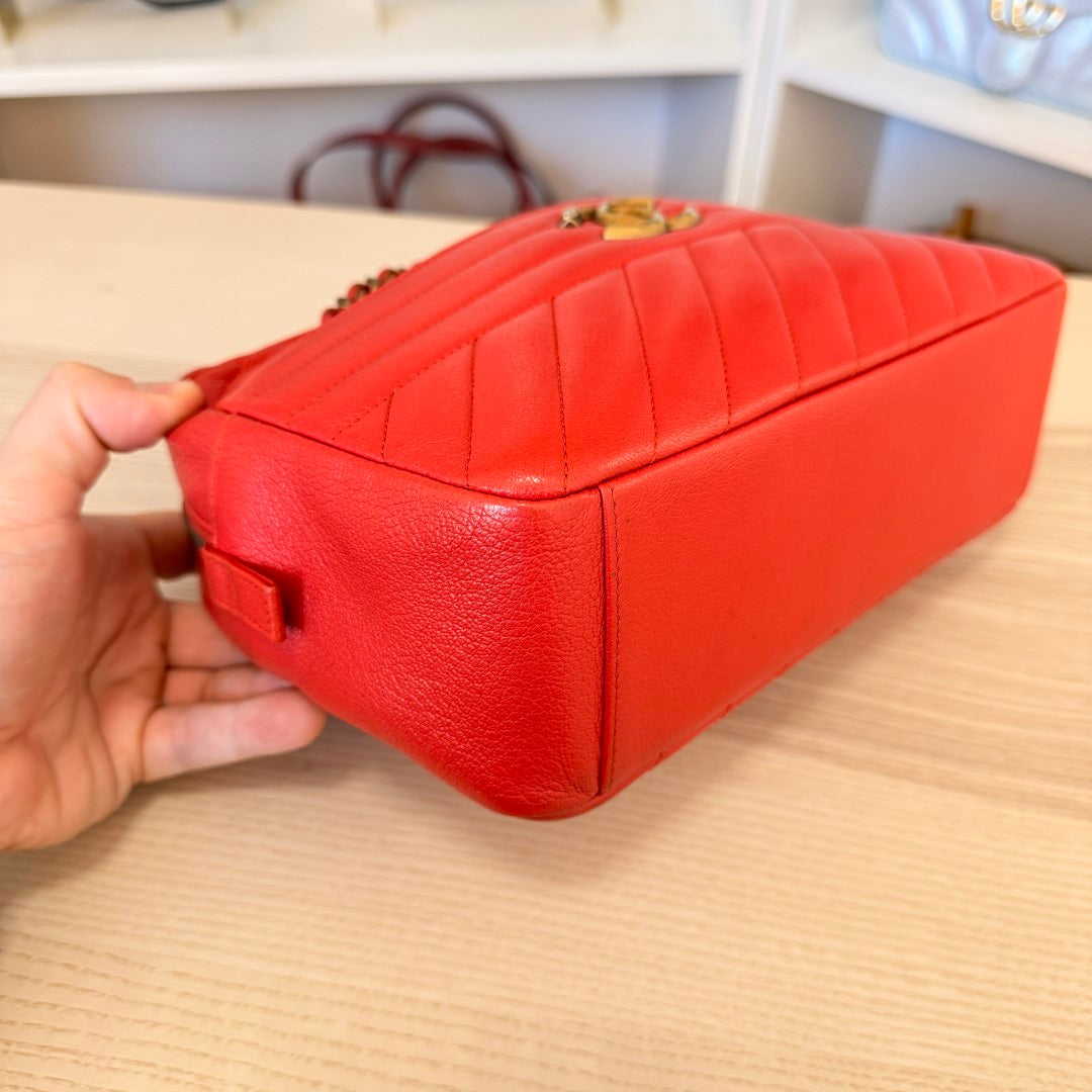 Chanel Red Quilted Lambskin Diagonal Camera Bag Medium