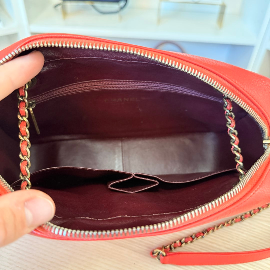 Chanel Red Quilted Lambskin Diagonal Camera Bag Medium