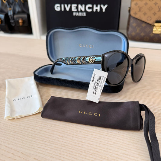 Gucci Round Oval Sunglasses Black