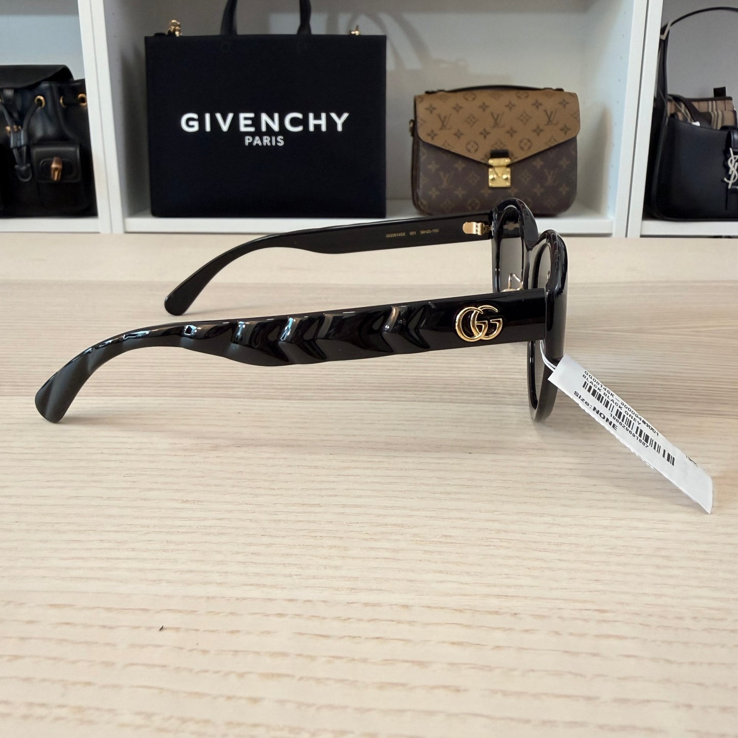 Gucci Round Oval Sunglasses Black