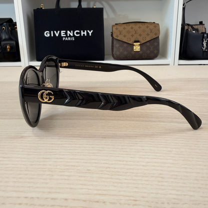Gucci Round Oval Sunglasses Black