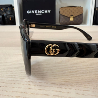 Gucci Round Oval Sunglasses Black