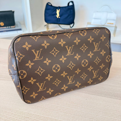 Louis Vuitton Monogram Neonoe MM Coquelicot