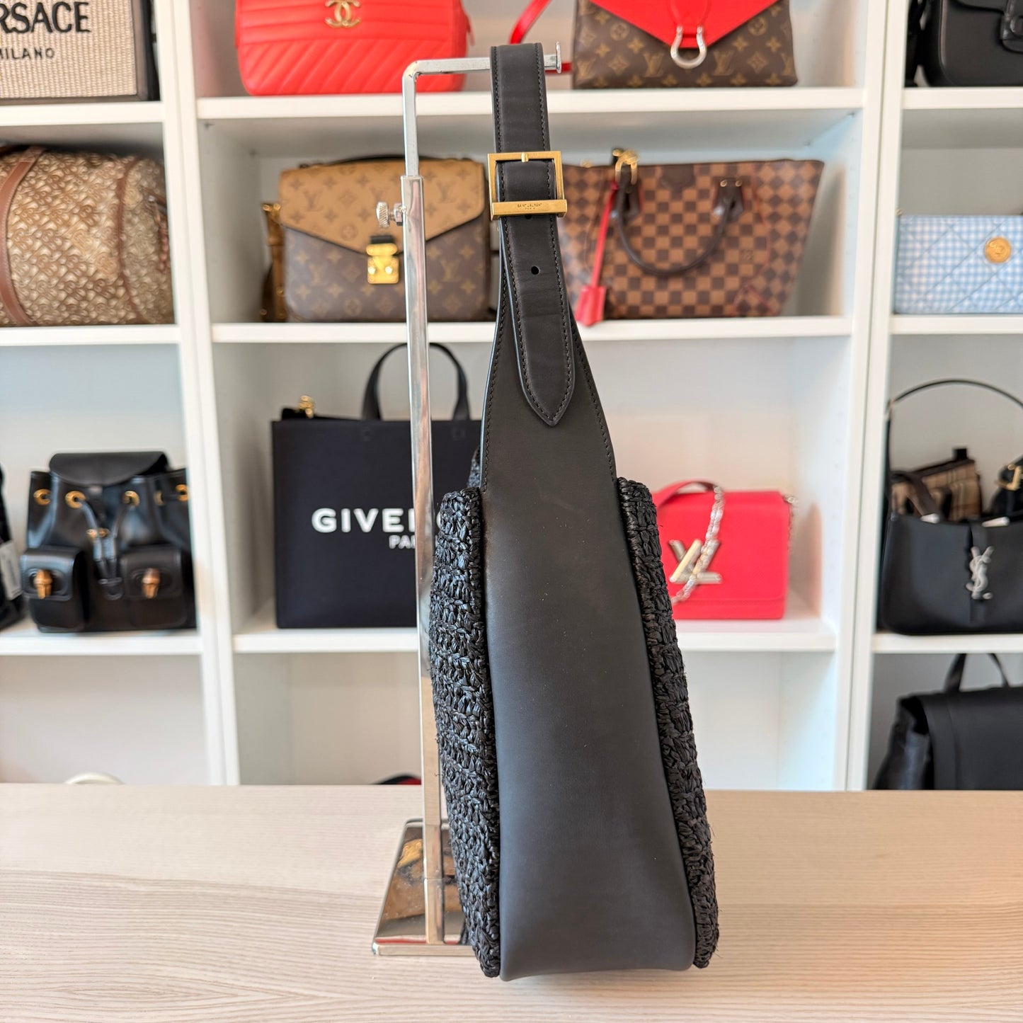 Saint Laurent Small Le 5 A 7 Hobo Bag Nero