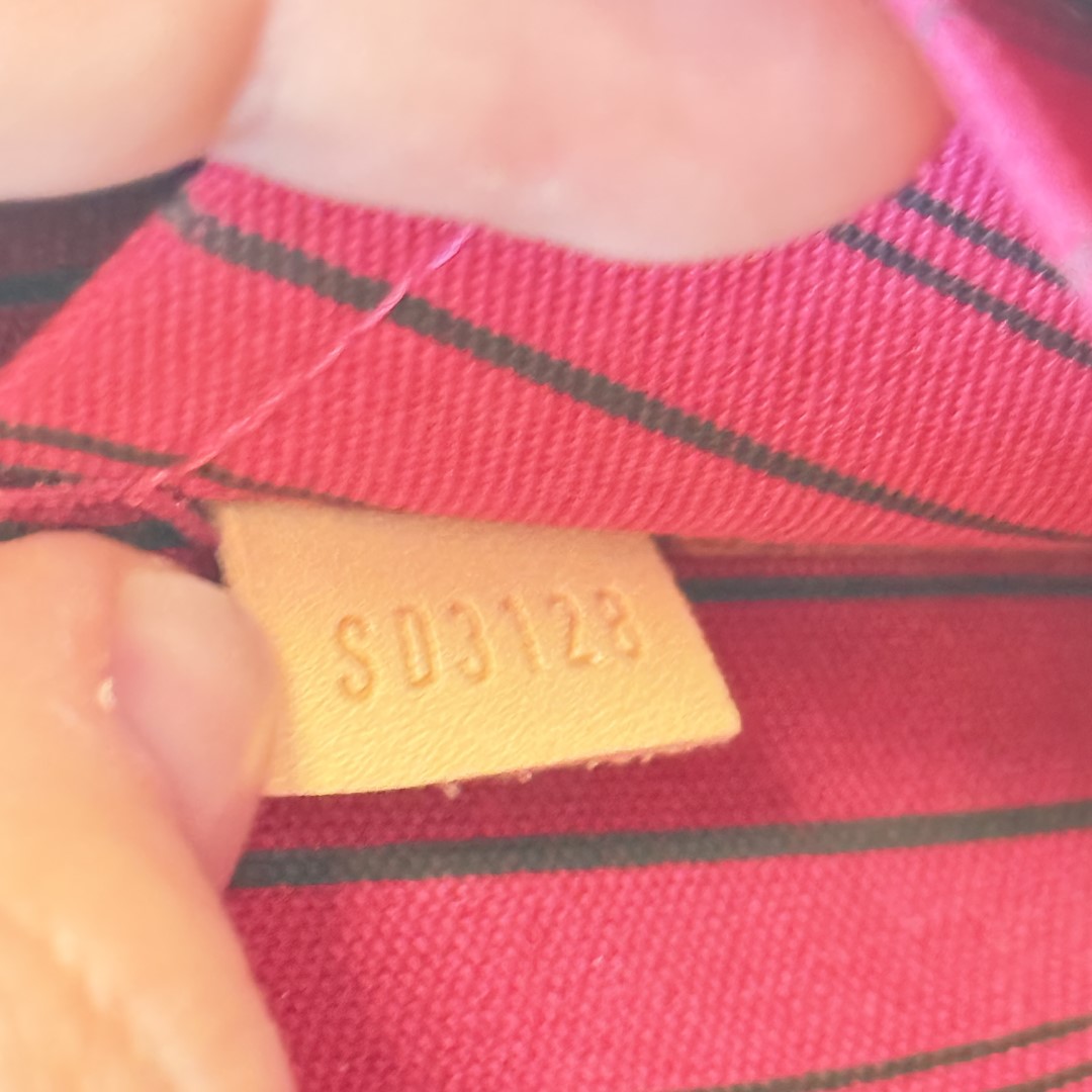 Louis Vuitton Monogram Neverfull MM GM Pochette Pivoine