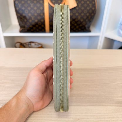 Louis Vuitton Empreinte Monogram Spring in the City Zippy Wallet