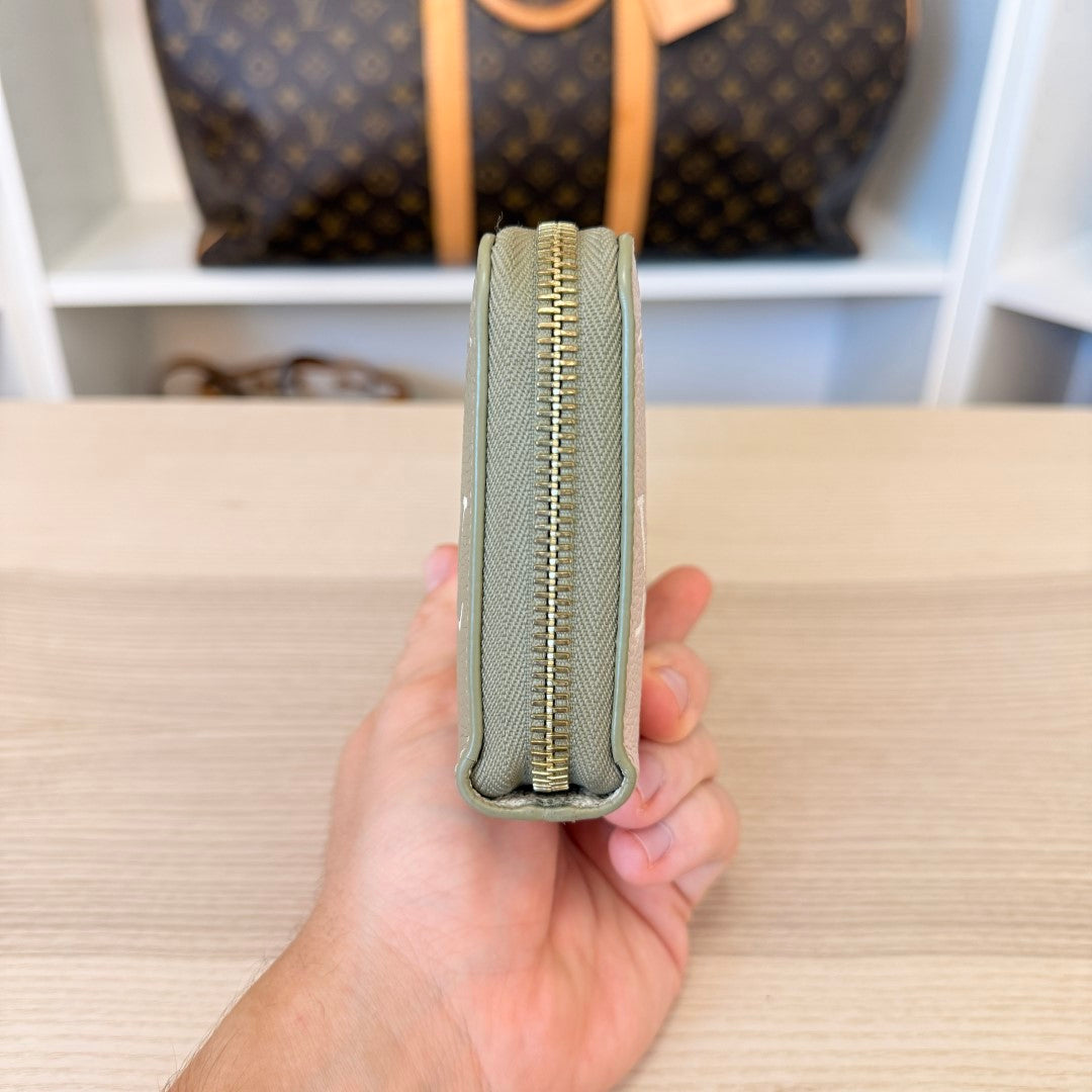 Louis Vuitton Empreinte Monogram Spring in the City Zippy Wallet