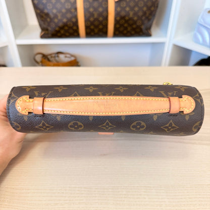 Louis Vuitton Monogram Pochette Metis