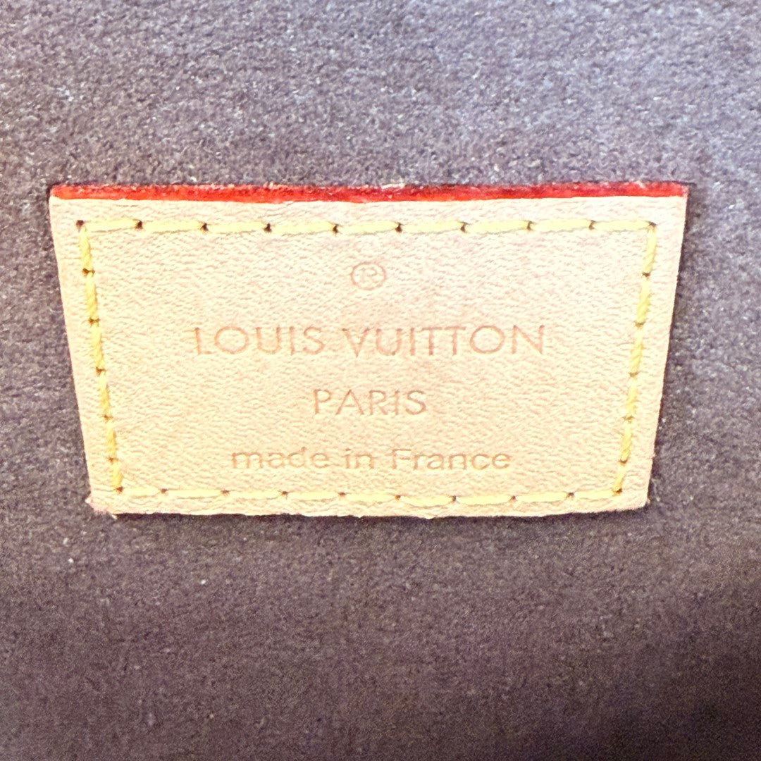 Louis Vuitton Monogram Pochette Metis