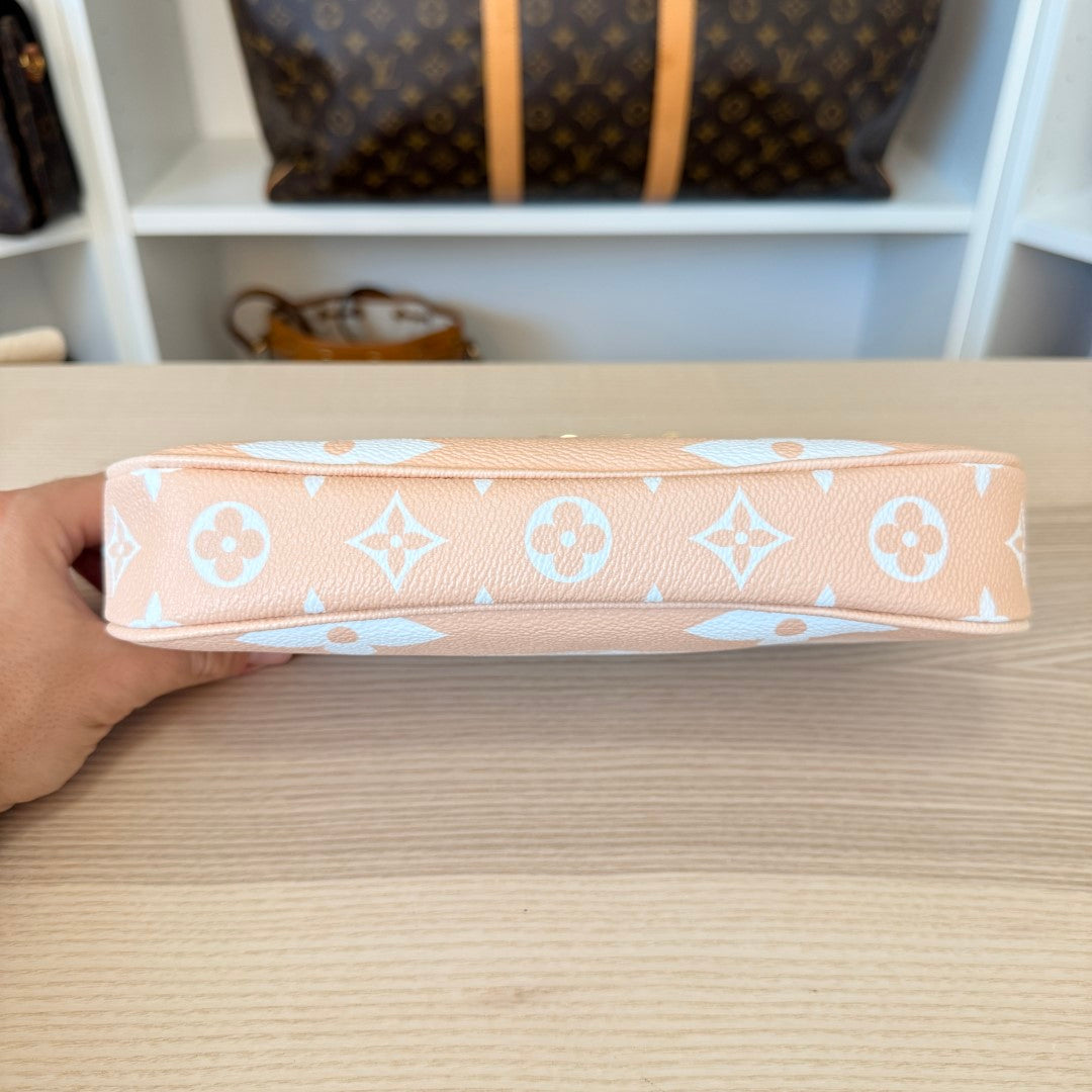 Louis Vuitton Monogram Giant By The Pool Multi Pochette Accessories Brume Large Pouch