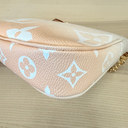 Louis Vuitton Monogram Giant By The Pool Multi Pochette Accessories Brume Large Pouch