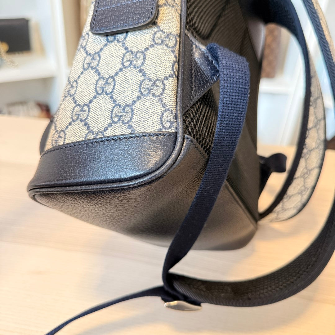 Gucci GG Supreme Monogram Small Ophidia Day Backpack Black