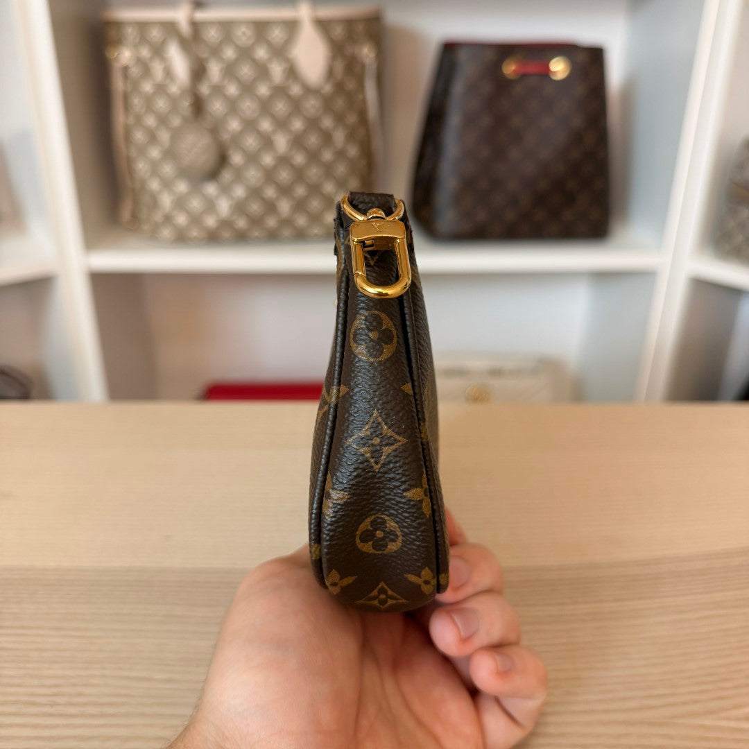 Louis Vuitton Monogram Multi-Pochette Accessories Small Pouch