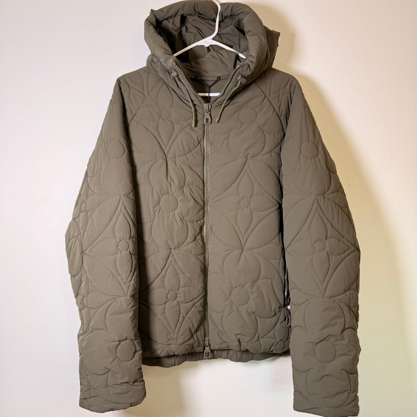 Louis Vuitton Monogram Flower-Quilted Hooded Zip Jacket FR48