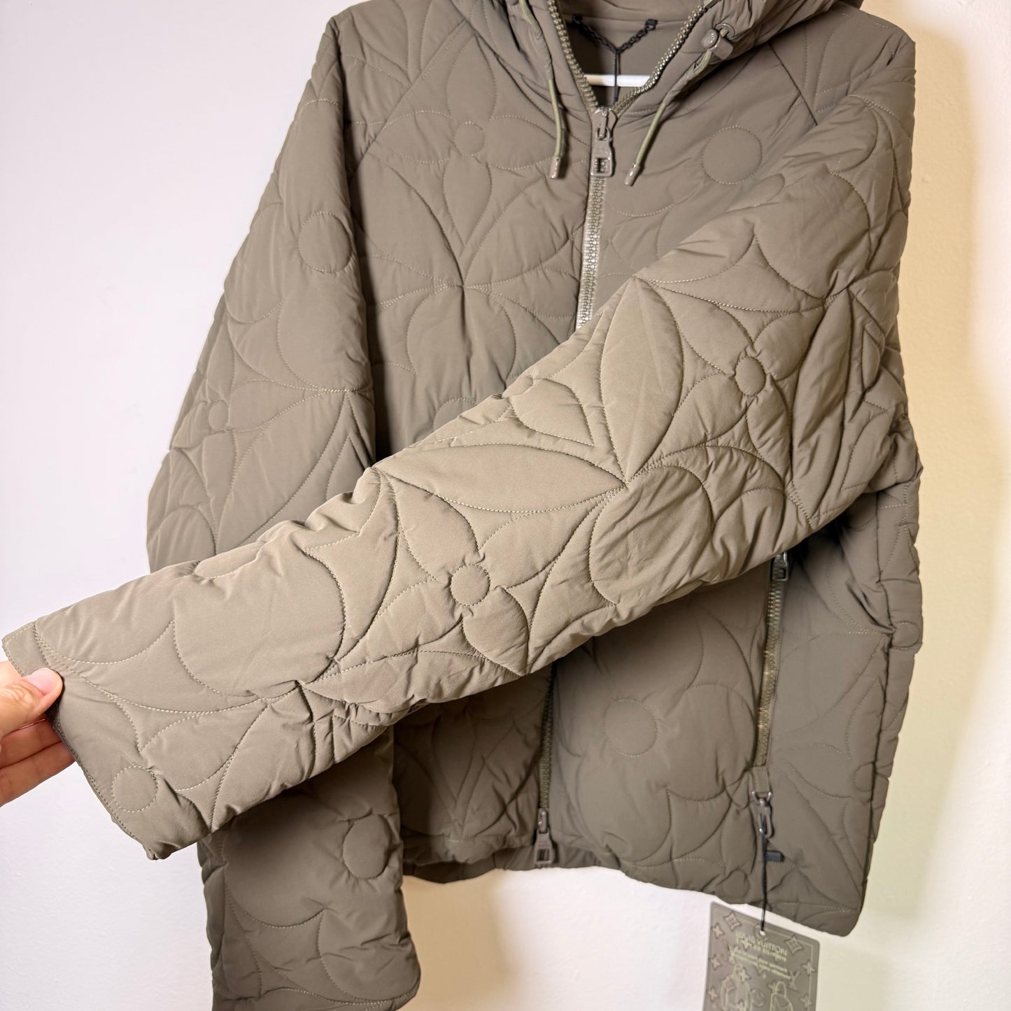 Louis Vuitton Monogram Flower-Quilted Hooded Zip Jacket FR48