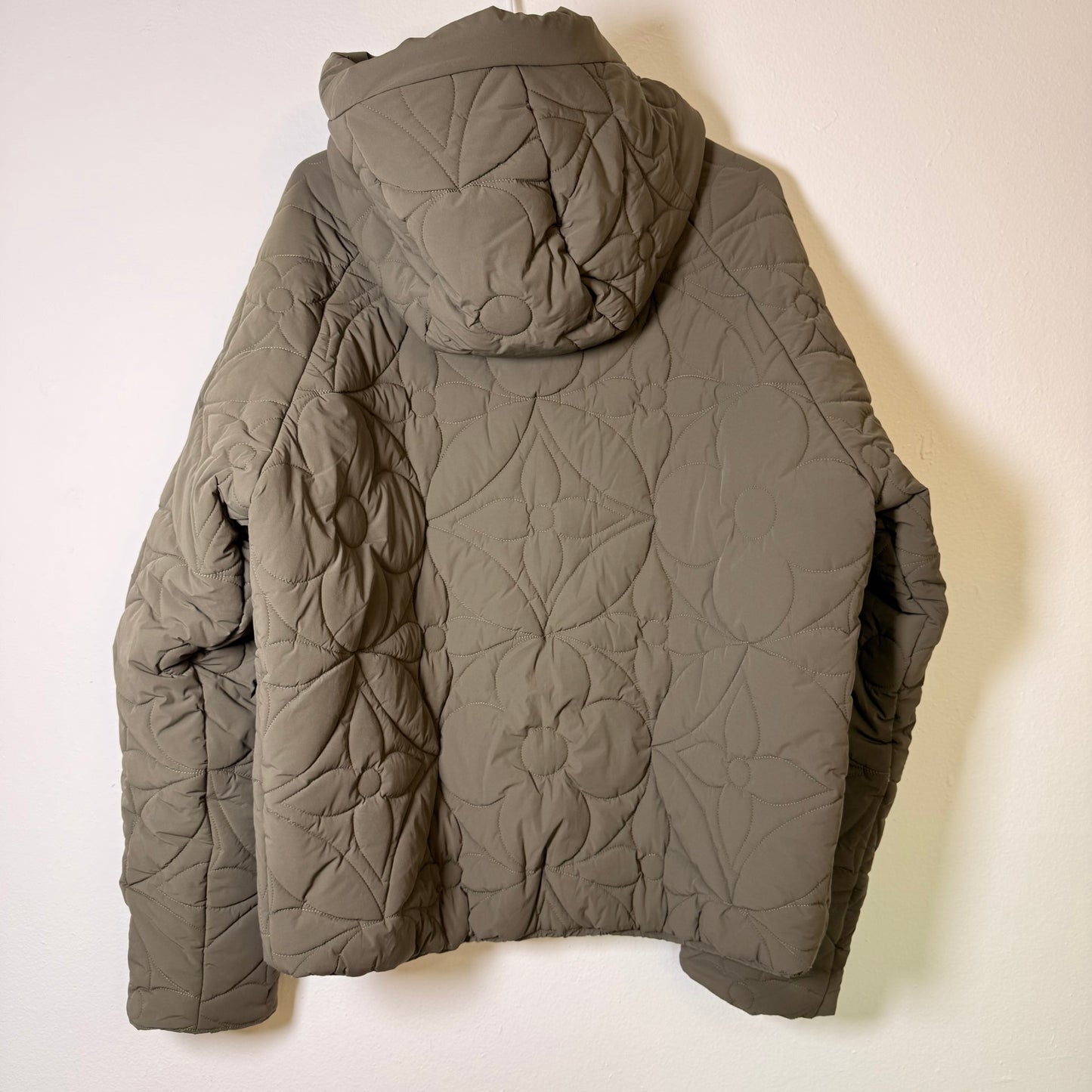 Louis Vuitton Monogram Flower-Quilted Hooded Zip Jacket FR48