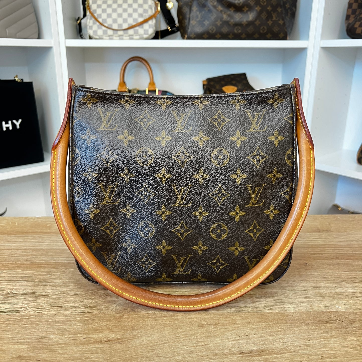 Louis Vuitton Monogram Looping MM