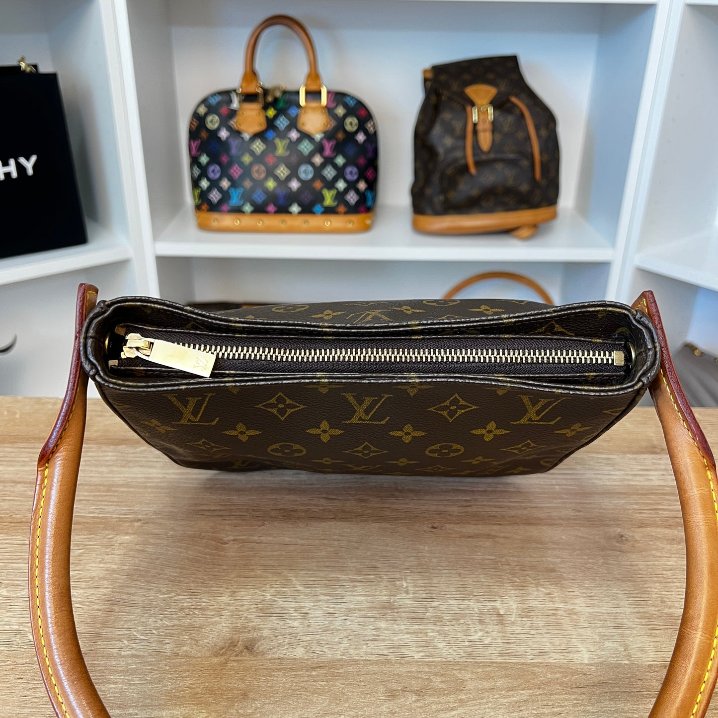 Louis Vuitton Monogram Looping MM