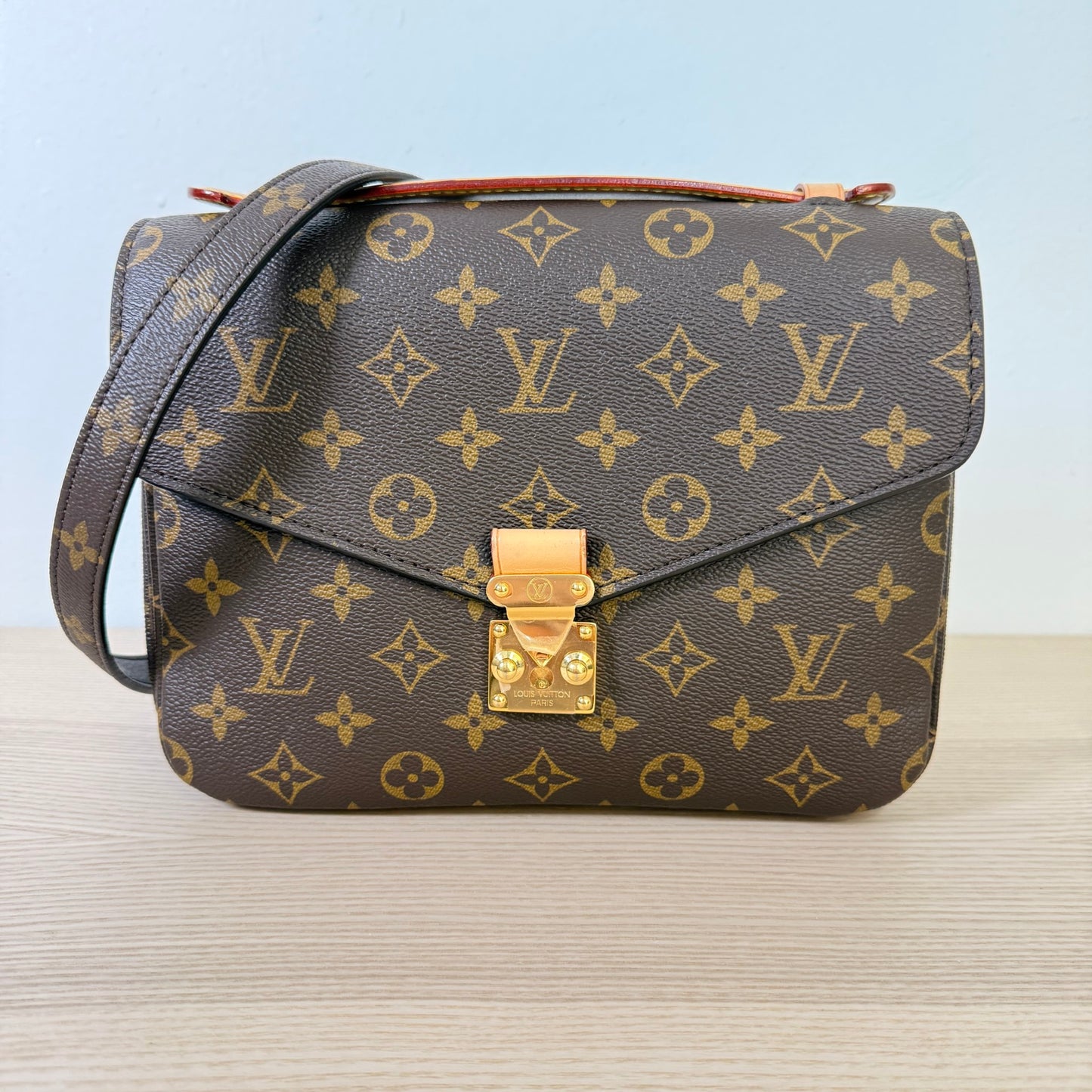 Louis Vuitton Monogram Pochette Metis