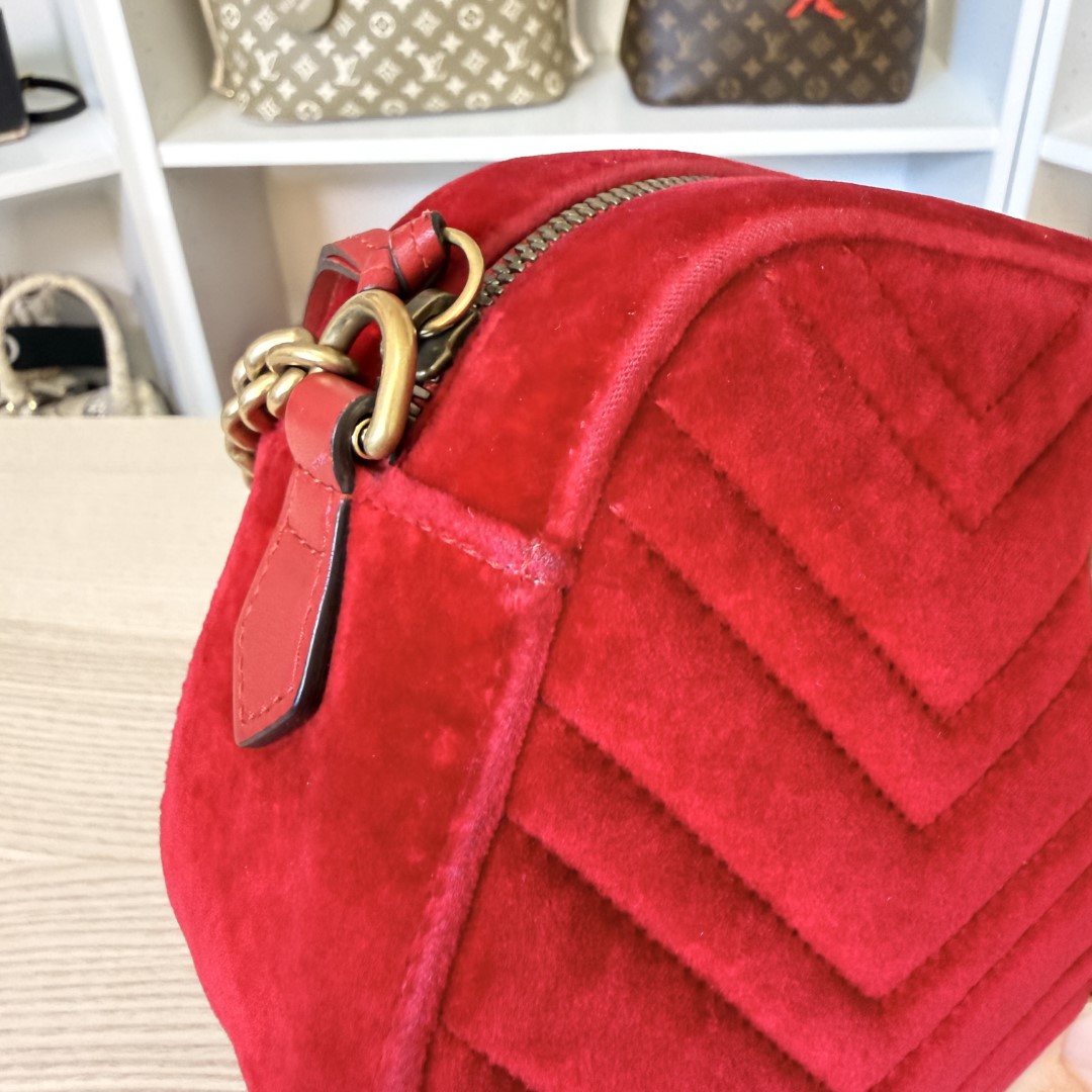 Gucci Velvet Matelasse Small GG Marmont Chain Shoulder Bag Red
