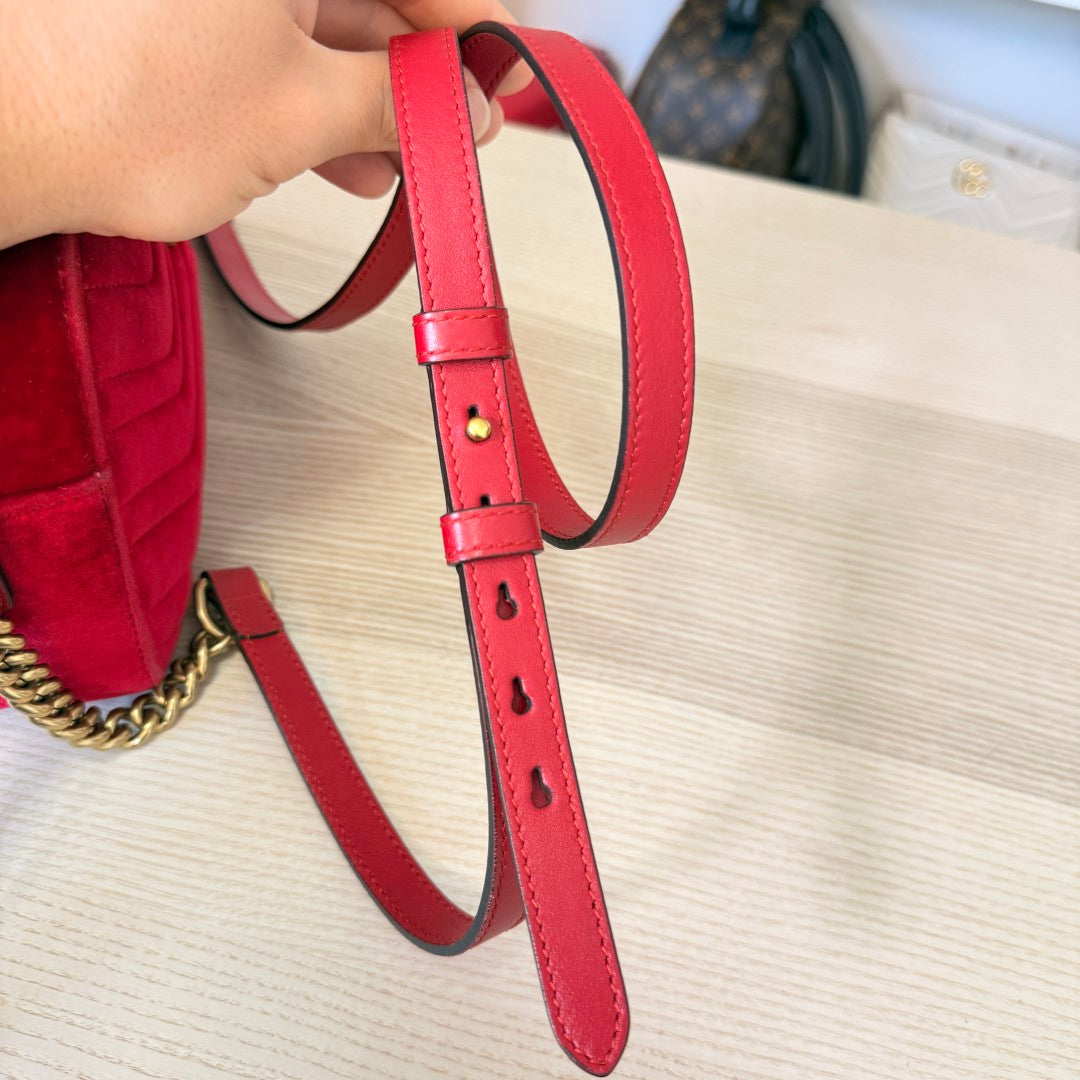 Gucci Velvet Matelasse Small GG Marmont Chain Shoulder Bag Red