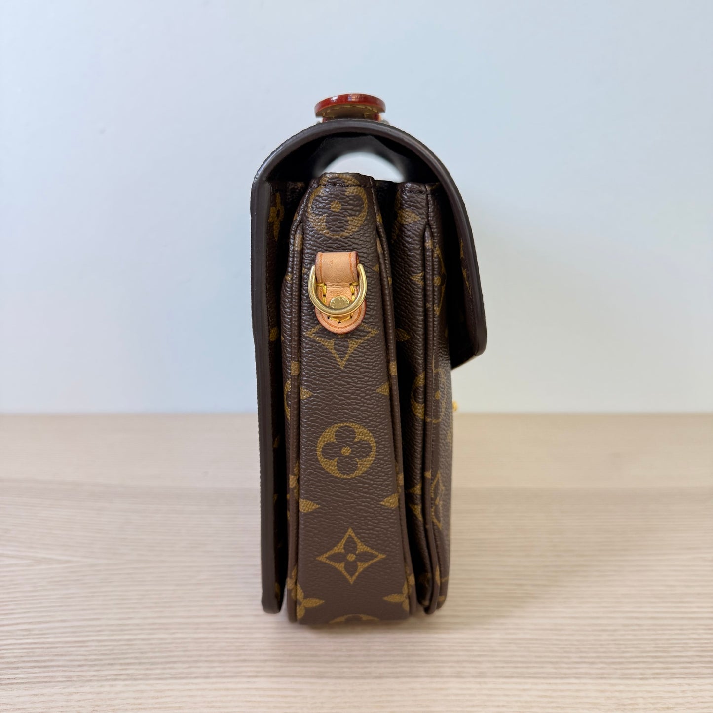 Louis Vuitton Monogram Pochette Metis