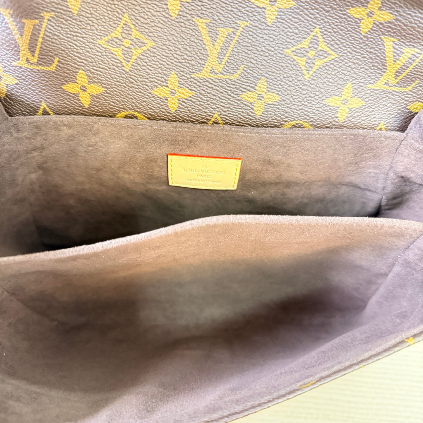 Louis Vuitton Monogram Pochette Metis
