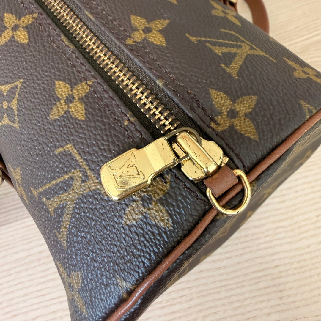 Louis Vuitton Monogram Papillon 30