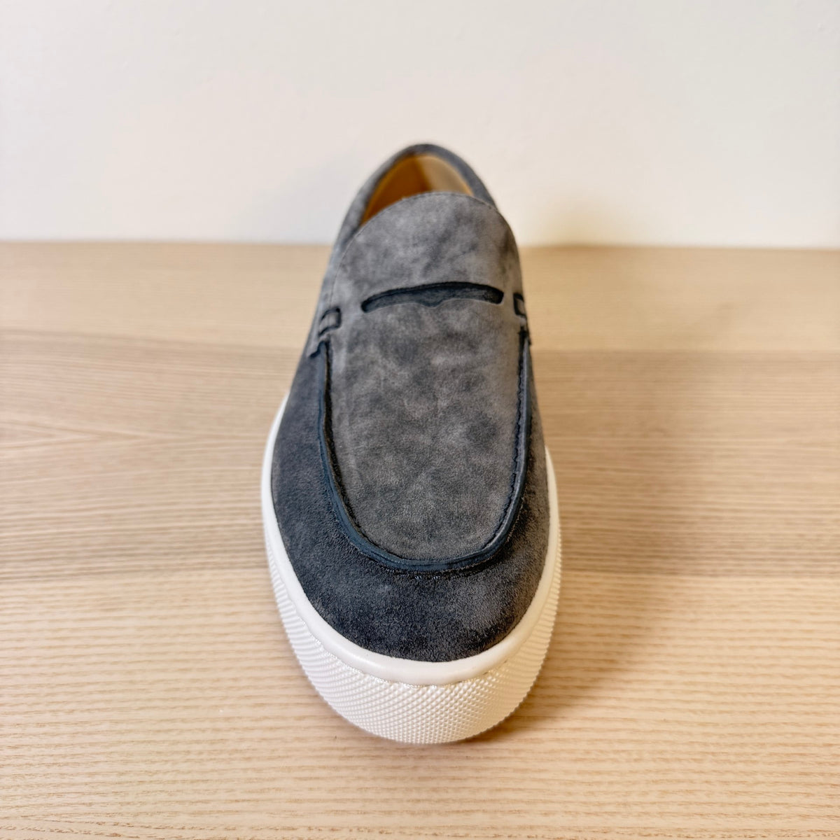 Christian Louboutin Paqueboat Suede Platform Sneaker In Grey