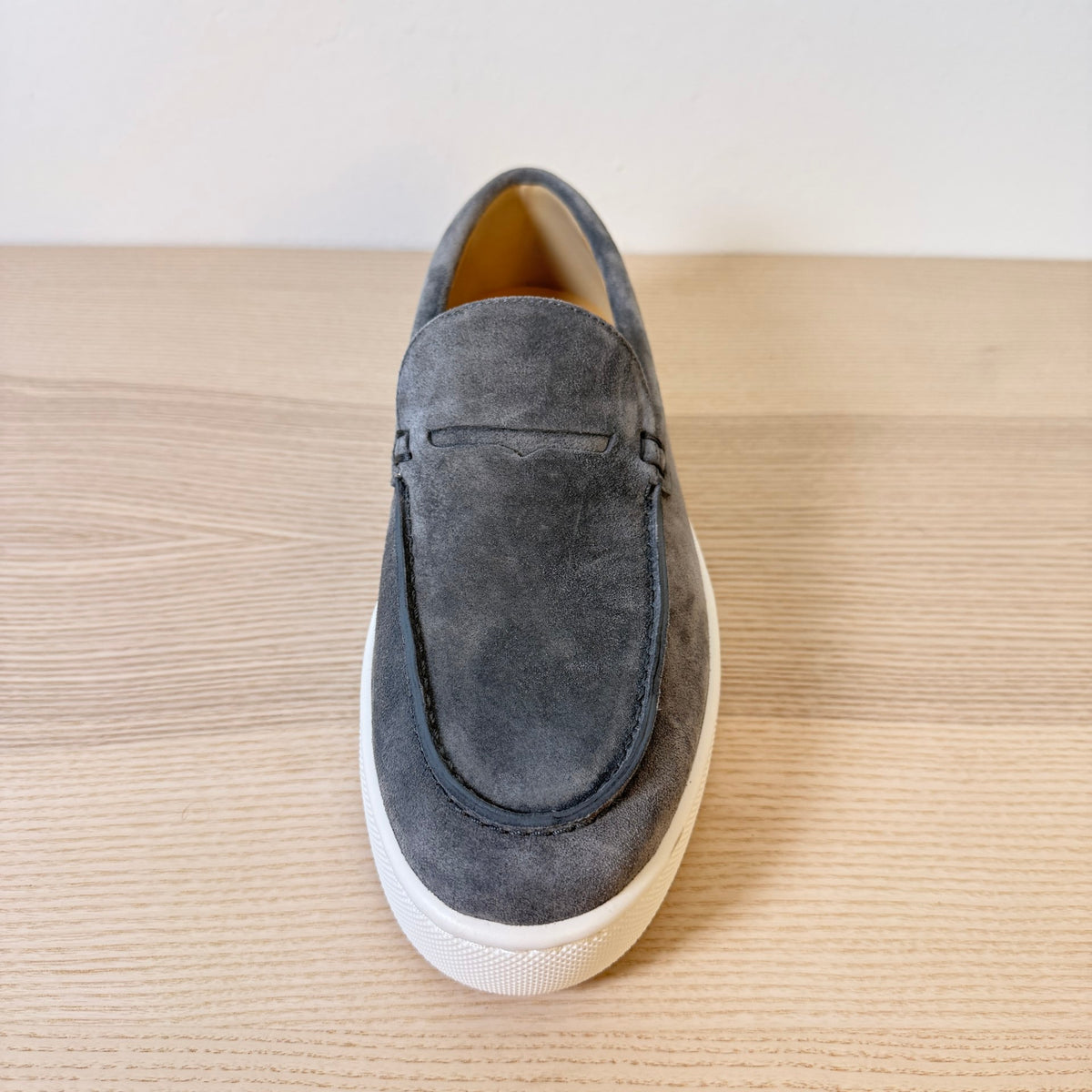 Christian Louboutin Paqueboat Suede Platform Sneaker In Grey