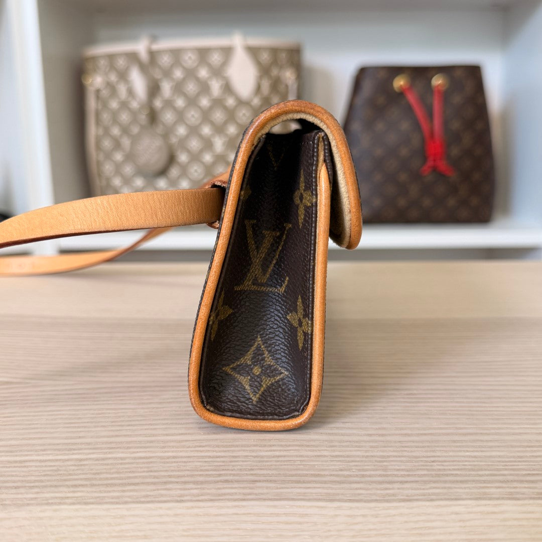 Louis Vuitton Monogram Pochette Florentine XS
