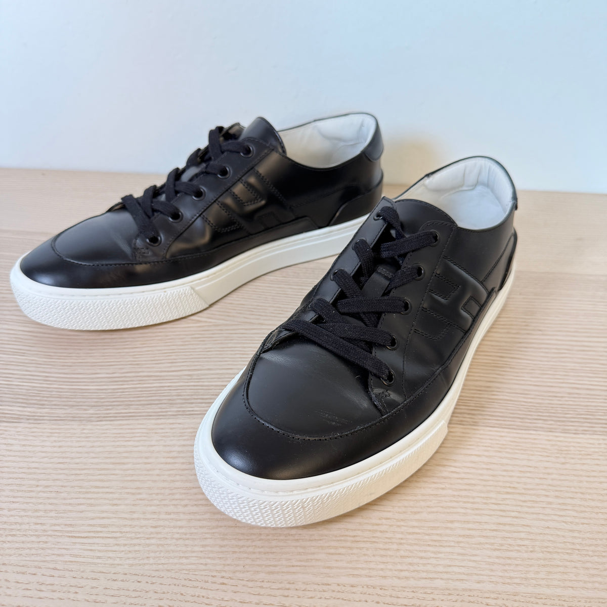 Hermes Calfskin Mens Deep Sneakers 42.5 Black