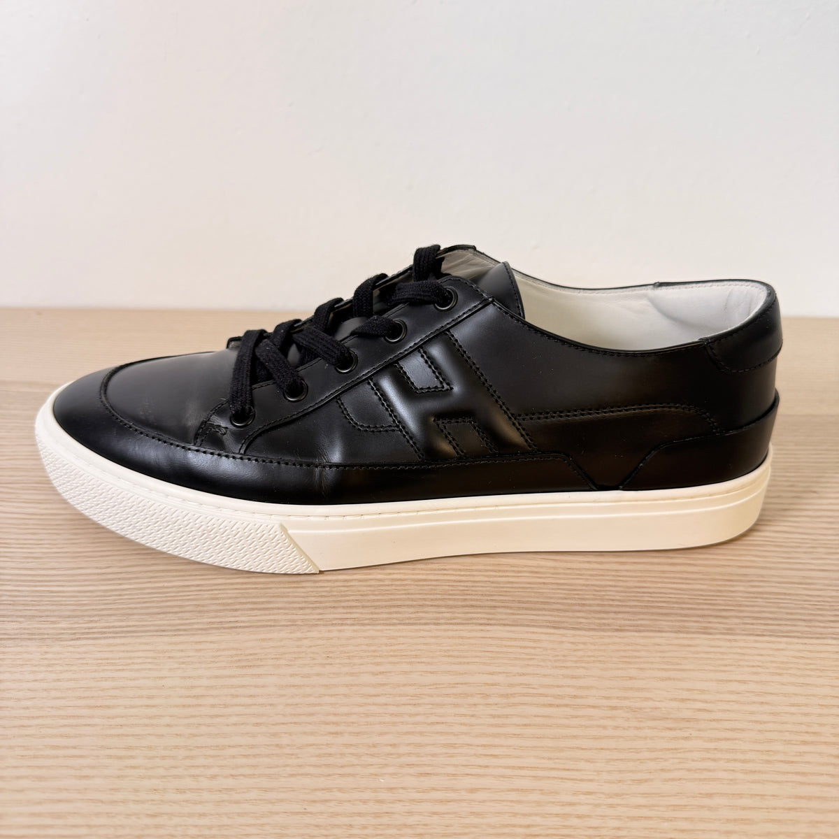 Hermes Calfskin Mens Deep Sneakers 42.5 Black