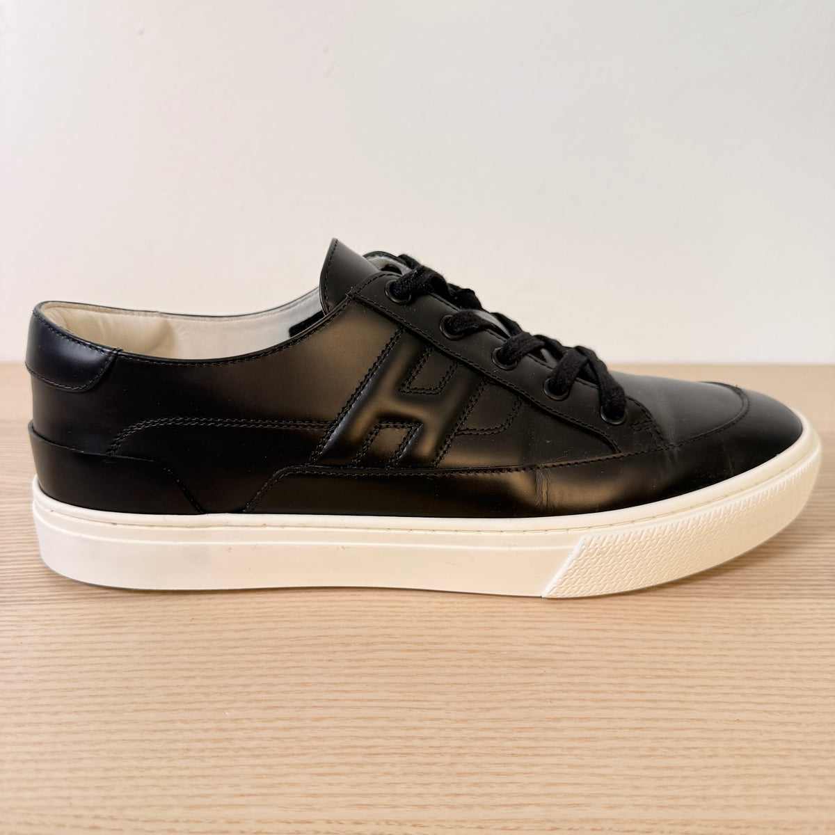Hermes Calfskin Mens Deep Sneakers 42.5 Black