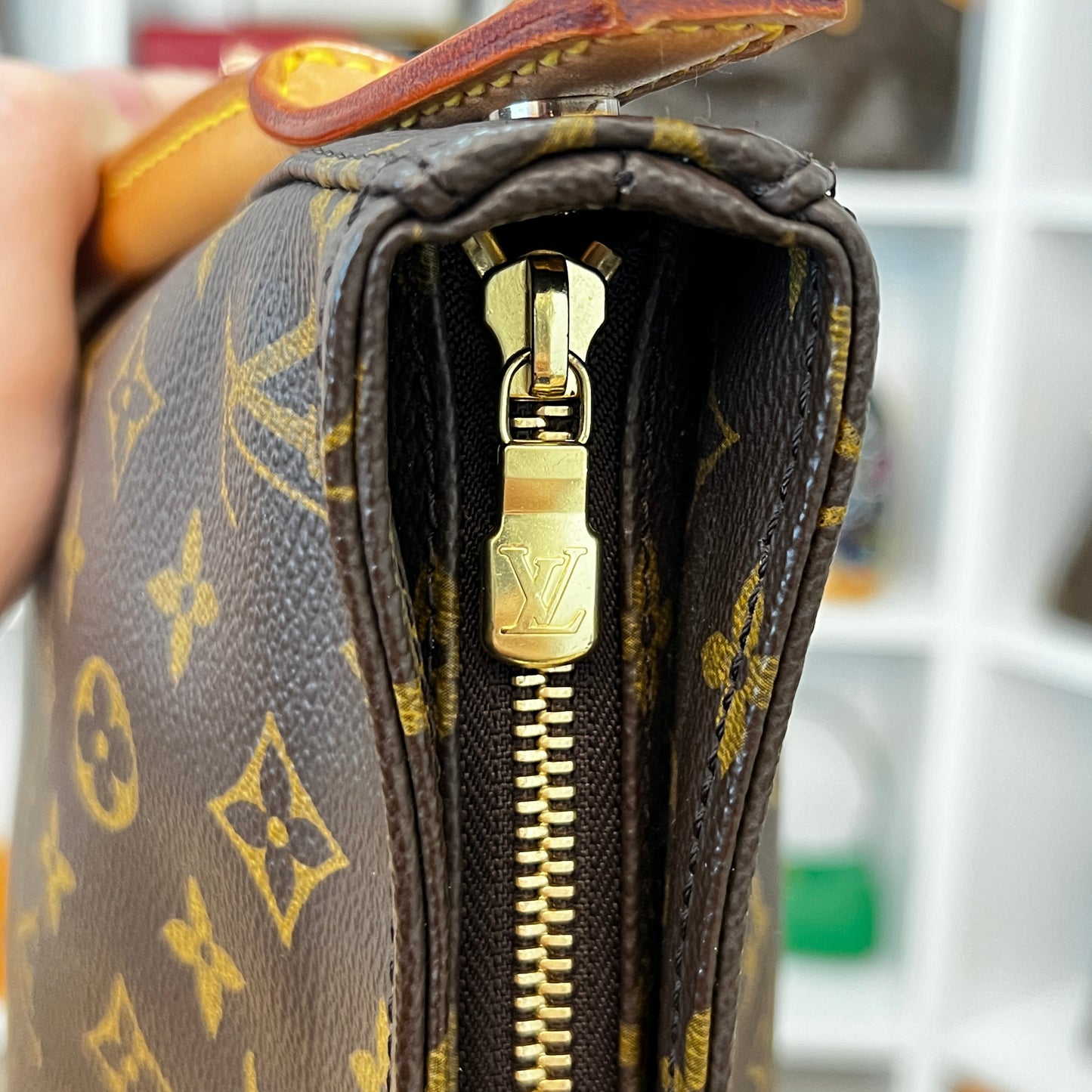 Louis Vuitton Monogram Looping GM