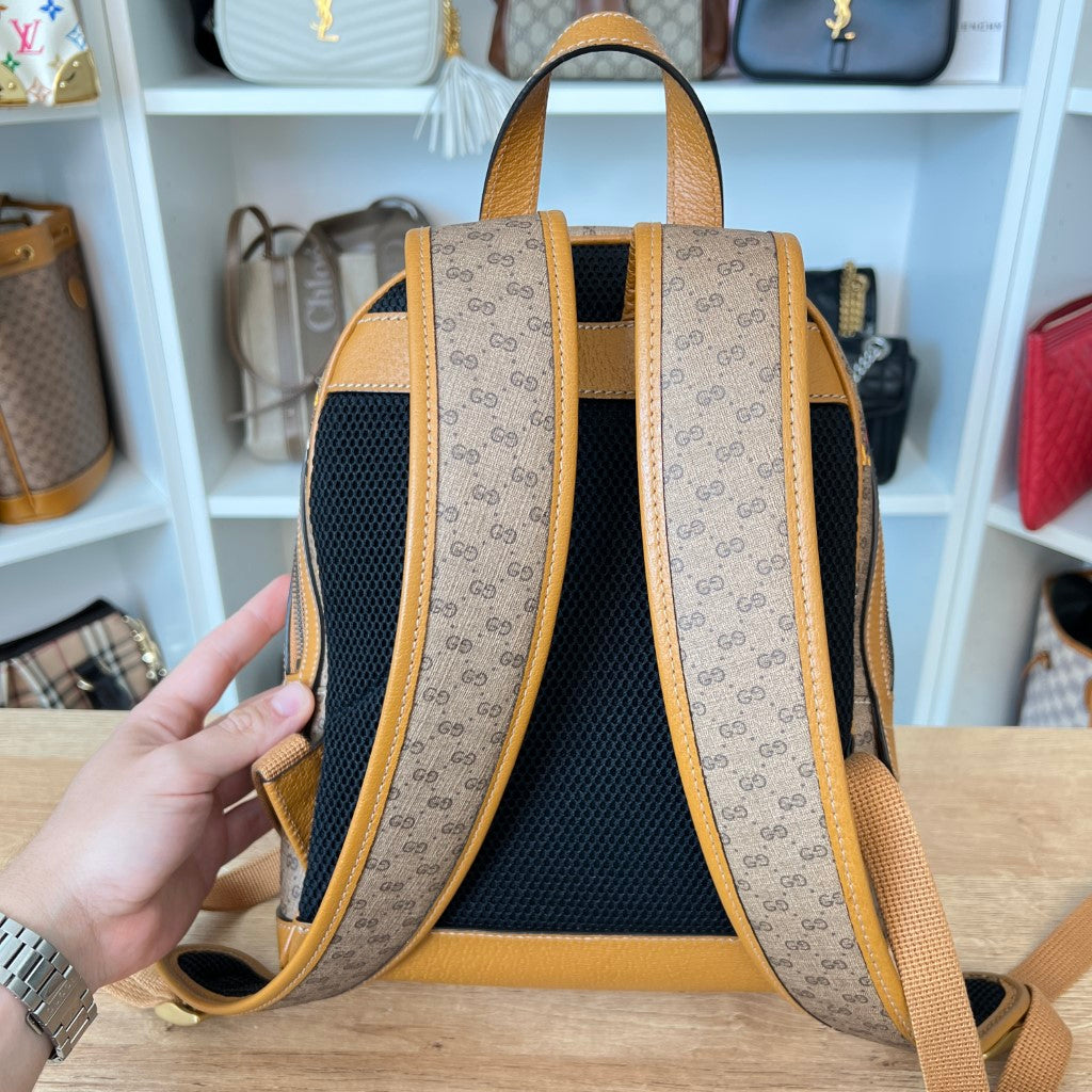 Gucci  X DISNEY Mini Vintage GG Supreme Monogram Mickey Mouse Small Dome Backpack Beige Vintage Sun Oil